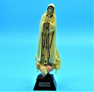 Statue Notre Dame de Fatima aux trois colombes sur socle Vintage