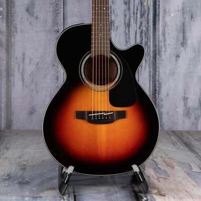 Takamine GF30CE FXC acústico/eléctrico, marrón Sunburst Foto 1 de 4