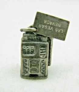 Vntage Bell Trading Las Vegas Nevada Casino Slot Machine Sterling Bracelet Charm - Picture 1 of 7