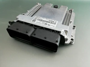 Land Rover Jaguar ECU HX73-12C520-FHE Motorsteuergerät MEDC17.9-3.30 0281034817 - Picture 1 of 4