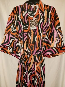 Diane Von Furstenberg X Target Long Satin Disco Zebra Pink Robe Size XXS NWT - Picture 1 of 11