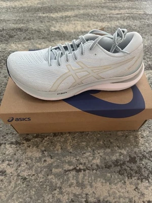 Asics Women’s Gel-Kayano 29 Size 10.5 Sneakers - Image 1 of 4