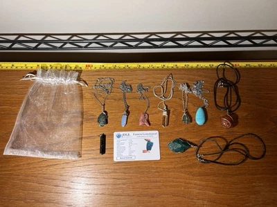 Ожерелье с подвеской из хрусталя ручной работы: натуральный изумруд, бирюза, прозрачный кварц - Изображение 1 из 4