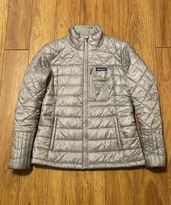 PATAGONIA Mujer Radalie Parka Puffer Abrigo Chaqueta Gris Pequeño Corto Foto 1 de 4