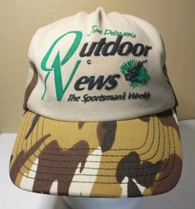 Vintage braune tarnfarbene Jim Peterson's OUTDOOR NEWS Truckermütze Kappe Netz Druckknopflasche USA - Bild 1 von 9