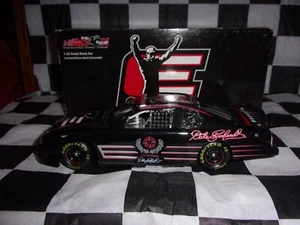 Dale Earnhardt Sr Legado 2002 Monte Carlo 1:24 Escala NASCAR Action 103440 - Imagen 1 de 8