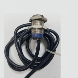 ▀▄▀▄▀ TELEMECANIQUE XS1N18PC410 - COMMUTATEUR DE PROXIMITÉ INDUCTIF - XS1-N18... - Photo 1/1