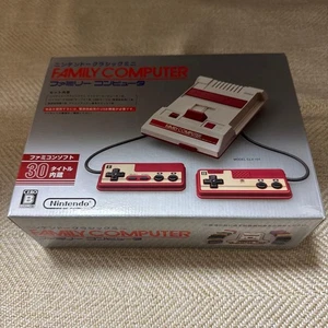 Nintendo Classic Mini Famicom - Picture 1 of 2