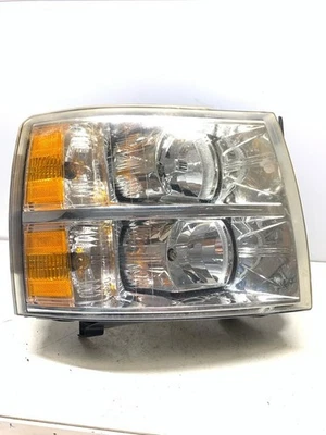 Headlamp Assembly CHEVY SILVERADO 1500 Right 07-13 See Pics for Imperfections - Image 1 of 4