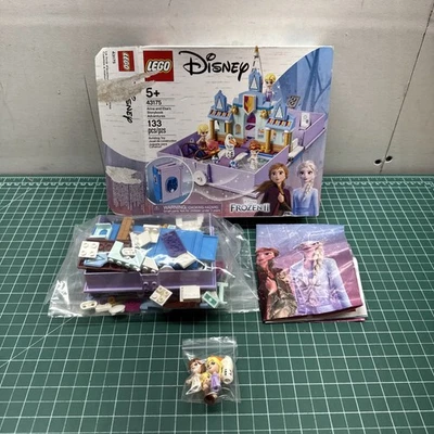 LEGO 43175 Disney Frozen Anna and Elsa’s Storybook Adventures usado C1 Foto 1 de 4