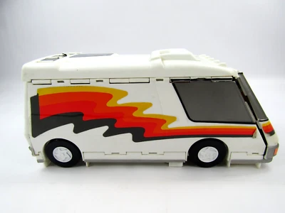 VTG Micro Machines Super Van City Fold Out Motor Home Galoob Play Set Incomplete - Image 1 of 4
