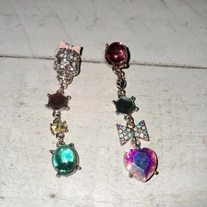 Betsey Johnson 'Sweet Shop' Skull & Bow Crystal Drop Earrings Beautiful - Picture 1 of 5