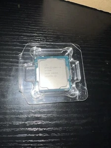 Intel Core i3-7100 - 3.9 GHz Dual-Core (SR35C) Processor - Picture 1 of 3