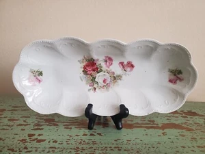 Vintage White China Tray With Scalloped Edge And Roses, Made In Germany - Picture 1 of 7