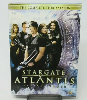 STARGATE ATLANTIS: COMPLETE THIRD SEASON, 5-DISC DVD SET, SEASON 3, JOE F. WS - Image 1 of 2