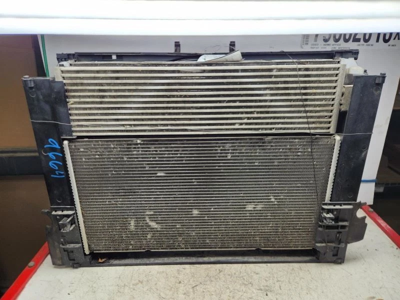 Radiador principal delantero para BMW 550i GT 757856 10-17 Foto 1 de 2