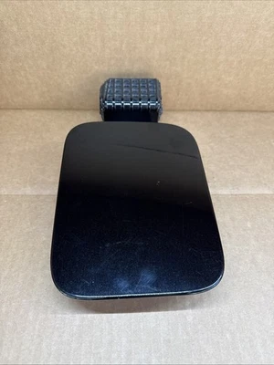 2015-2017 HYUNDAI SONATA GAS FUEL TANK FILLER DOOR OEM 69510-C1000 S3 BLACK - Image 1 of 4