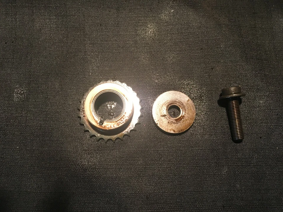 07-08 Ford Edge Cyclone DOHC 3.5L Front Head Exhaust Camshaft Timing Gear & bolt - Image 1 of 1