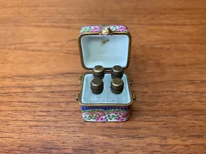 Peint Main LIMOGES FRANCE Blue &Pink Trinket Box With 4 Perfume Bottles Numbered - Picture 1 of 8