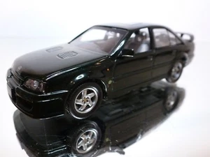HACHETTE OPEL LOTUS OMEGA - RHD- GREEN METALLIC 1:43 - GOOD CONDITION - 34 - Bild 1 von 8