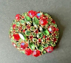 VINTAGE 1950's SIGNED ALICE CAVINESS RED and GREEN RHINESTONE CRYSTAL BROOCH - Picture 1 of 14
