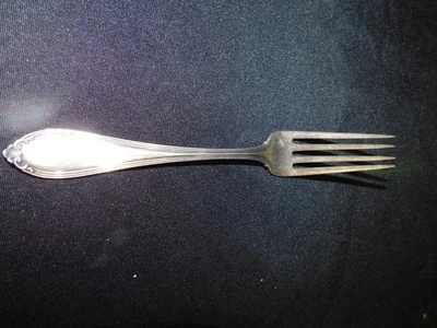 Tenedor de cena Evangeline de Alvin 7" sin monograma esterlina 1907 Foto 1 de 4