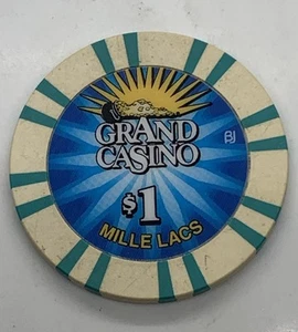 Grand Casino $1 Chip Mille Lacs Minnesota Indian Tribal Blanco Verde - Imagen 1 de 2