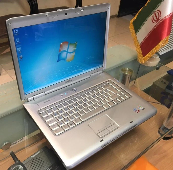 Laptop Dell Inspiron 1521 pantalla grande 32 bits Windows 7, Office 2010 GdBatWrkGr8 Foto 1 de 1