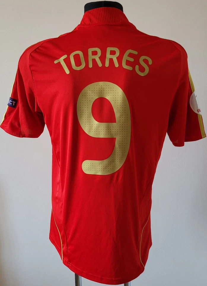 Spain 2008 - 2009 Home football Adidas shirt #9 TORRES size Medium  - Image 1 of 4
