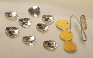 12 VINTAGE GLASS CRYSTAL 12mm HEART 2 HOLE SEW ON CABOCHON CONNECTOR BEADS 4551 - Picture 1 of 3