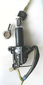 Original ignition lock set, for Honda NSR 125, CJ2, old stock, NOS! - Picture 1 of 7