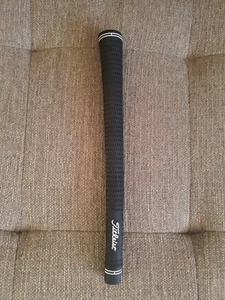 Empuñadura de tamaño estándar Titleist de nuevo para hierros, cuñas y maderas vendida individualmente - Imagen 1 de 4