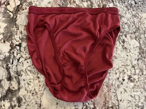 True Vintage Victoria Secret Signature Waistband Scalloped Edge Brief Panty M - Picture 1 of 3