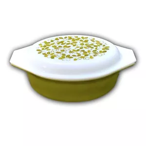 Pyrex, Vintage, Verde Pattern Opal White and Avocado, 1.5 Qt. Casserole with Lid - Picture 1 of 6