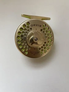 Y1007 ORVIS Fly Reel ACCESS MID ARBOR III custodia inclusa - Foto 1 di 6