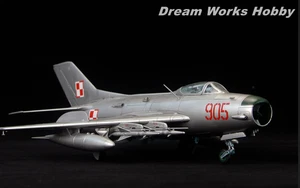 Trompetista construido ganador del premio 1/48 Mikoyan-Gurevich MIG-19PM granjero E+calcomanía - Imagen 1 de 23