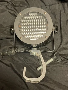 Chauvet LED Splash JR Stage DJ Lighting With Clamp Mount - Picture 1 of 3