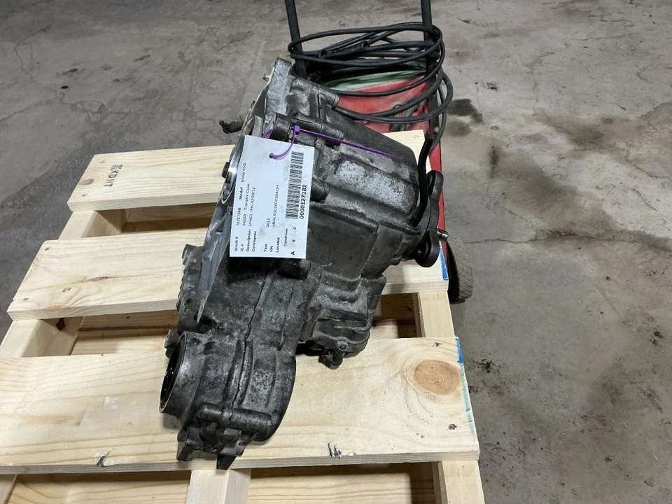 Transfer Case AWD Thru 02/29/12 109k Miles Fits 2012 BMW 535i 867166 - Image 1 of 4