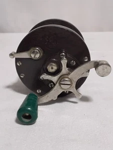 Vintage Penn Reel No.85 Baitcaster Fishing Reel Green Handle Made in USA - Picture 1 of 6