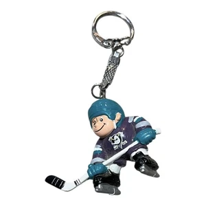 Vtg Lil Sports Brat Anaheim Mighty Ducks Mini Figure Hockey Player Keychain 1996 - Picture 1 of 3