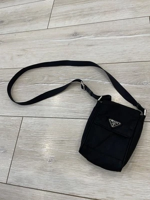 Bandolera de tela Prada Foto 1 de 4