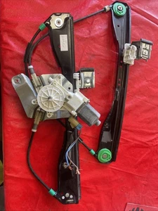 Pontiac G6 drivers side front door window motor and regulator 05 06 07 08 09 - Bild 1 von 6