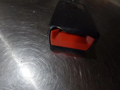 CINTURÓN DE SEGURIDAD TRASERO DERECHO SATURN ASTRA XR 08 09 HEBILLA RECEPTOR CINTURÓN 090408 4E Foto 1 de 4