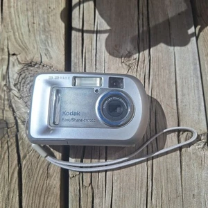 Kodak Easy Share Camera CX7300 3.2 MP Digital Silver For Parts No Card Vintage - Picture 1 of 9