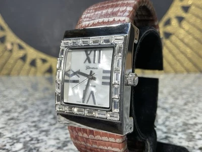 Lovely Working GENEVA Platinum Faux Jewels Ladies Quartz Watch 7103 - Image 1 of 4