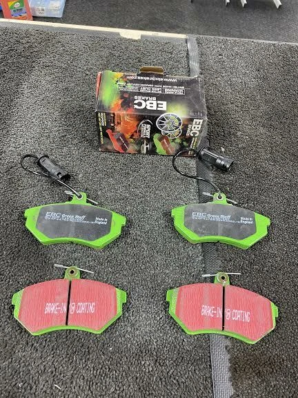 FOR VOLKSWAGEN CORRADO / GOLF MK2 EBC FRONT BRAKE PADS SET OF 4  — 第 1/1 张图片