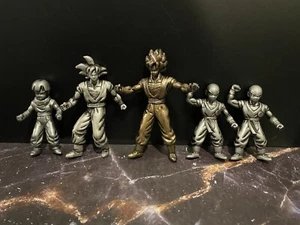 Dragon Ball Z 2000 Burger King Figures Silver Gold - Picture 1 of 12