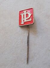 Badge Pins PANHARD 1960s Vintage Auto Voiture France ancien rouge