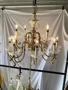 Vintage Crystal/Brass 12 light 2 tier chandelier great Patina And 12 Bobeches - Picture 1 of 4