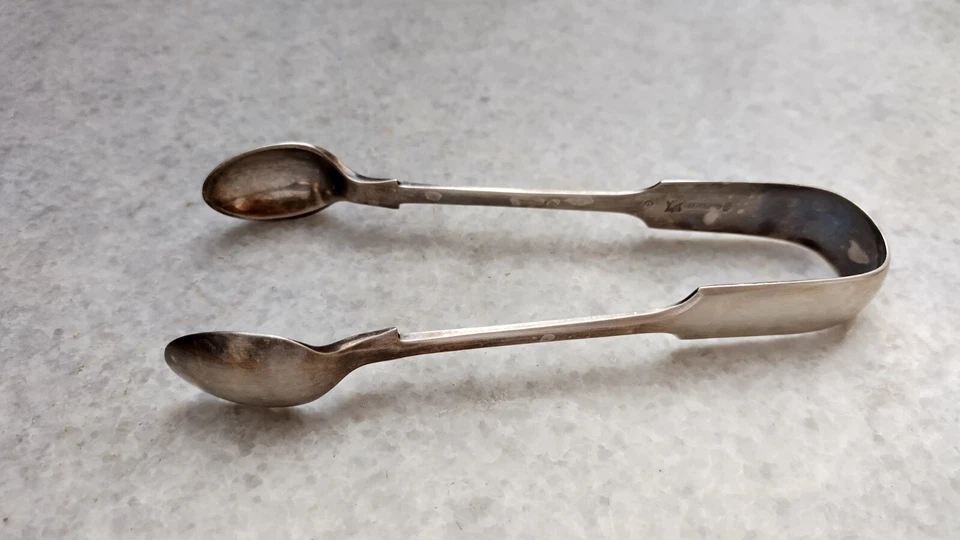  Pinças de açúcar folheadas a prata vitorianas Wingfield - Imagem 1 de 4